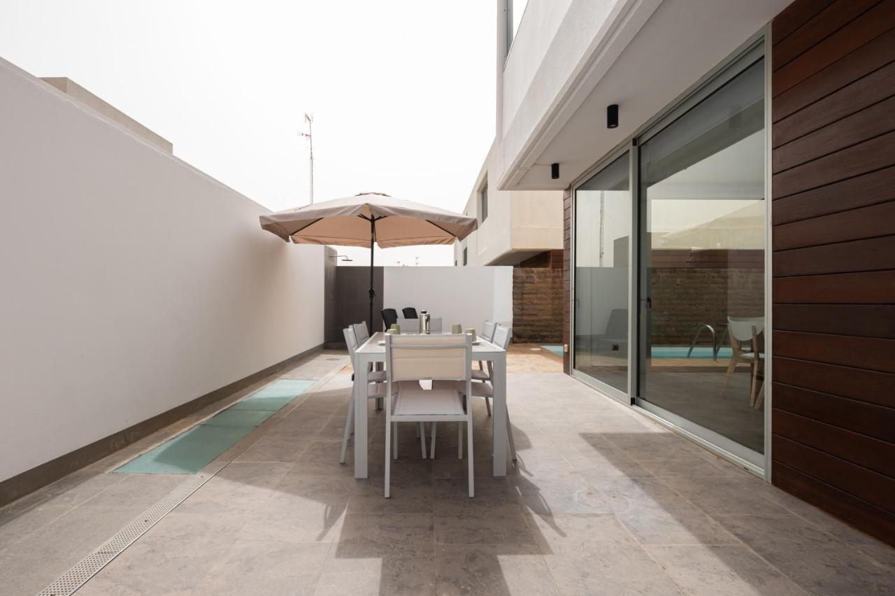 Вилла Modern 2Br House - Private Pool - Parking Сан-Бартоломе Экстерьер фото