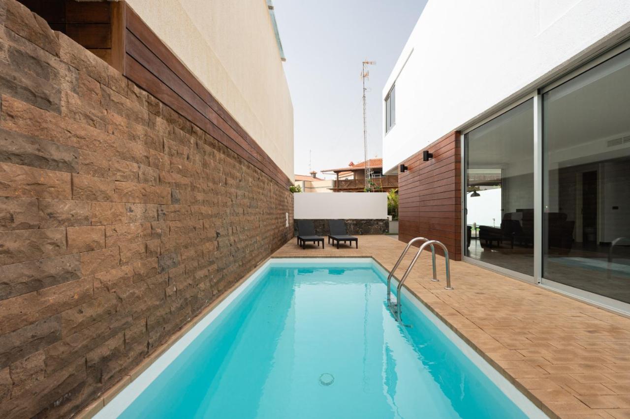Вилла Modern 2Br House - Private Pool - Parking Сан-Бартоломе Экстерьер фото