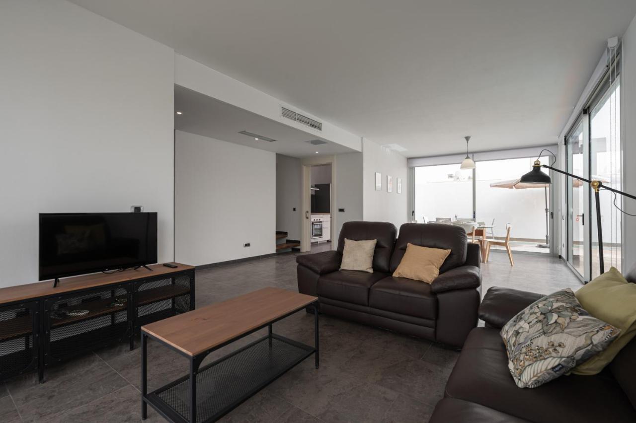Вилла Modern 2Br House - Private Pool - Parking Сан-Бартоломе Экстерьер фото