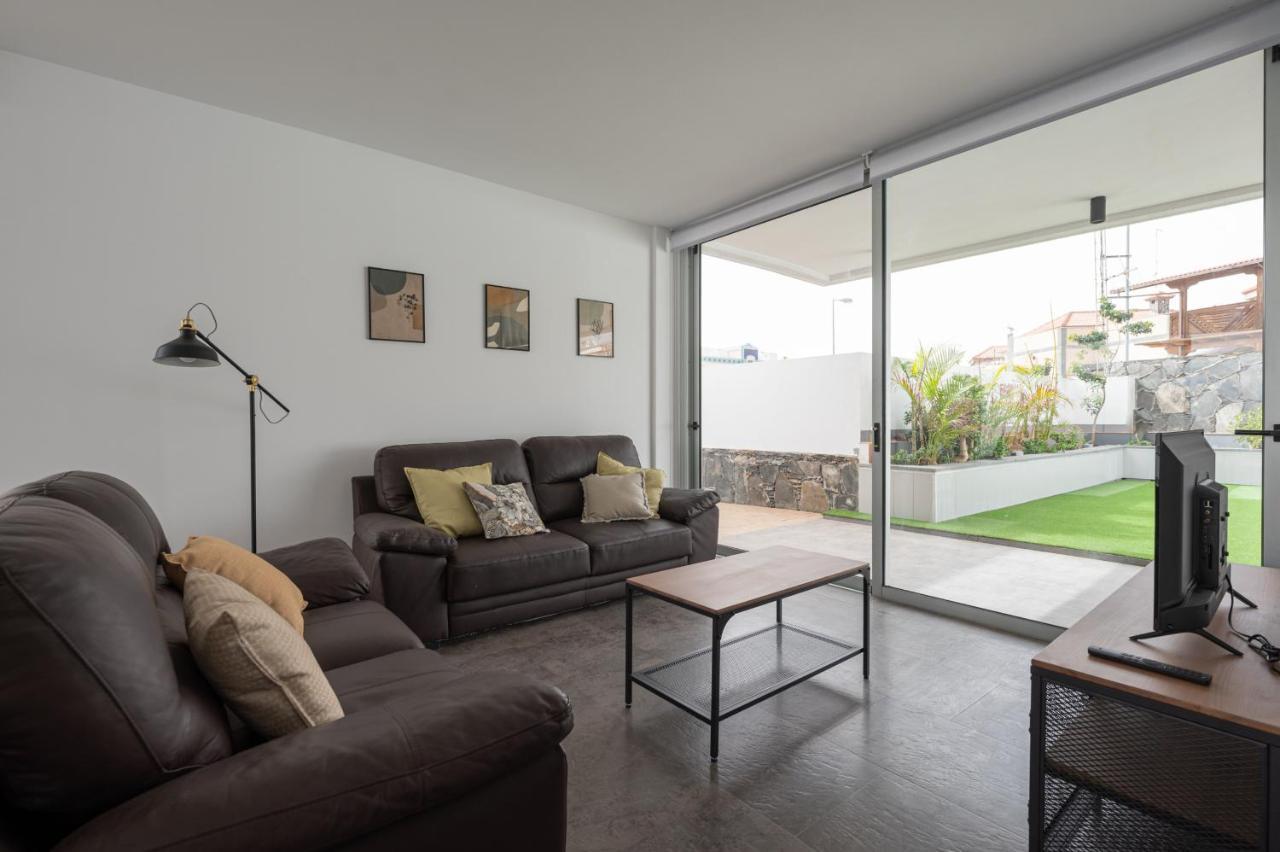 Вилла Modern 2Br House - Private Pool - Parking Сан-Бартоломе Экстерьер фото